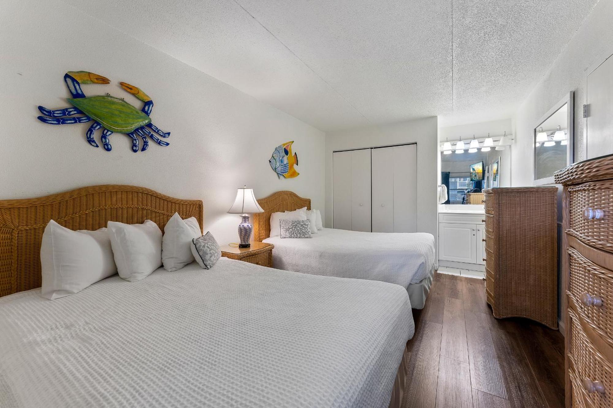 Beachcomber Resort Avalon Esterno foto